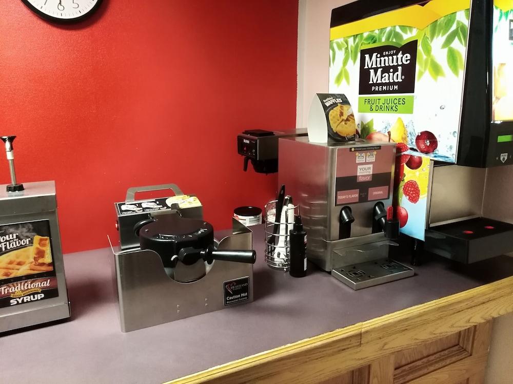 Econo Lodge Hornell Εξωτερικό φωτογραφία