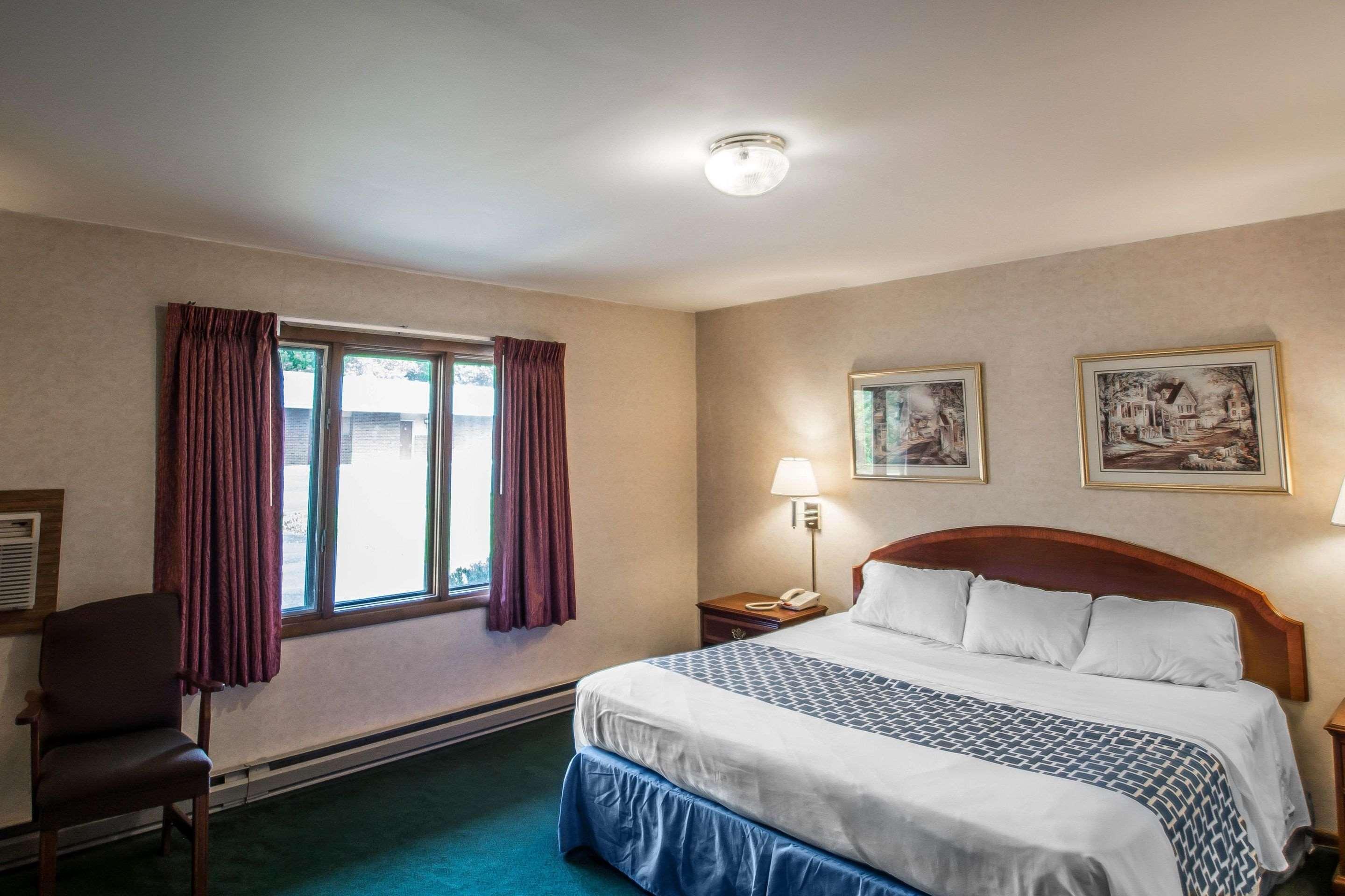 Econo Lodge Hornell Εξωτερικό φωτογραφία