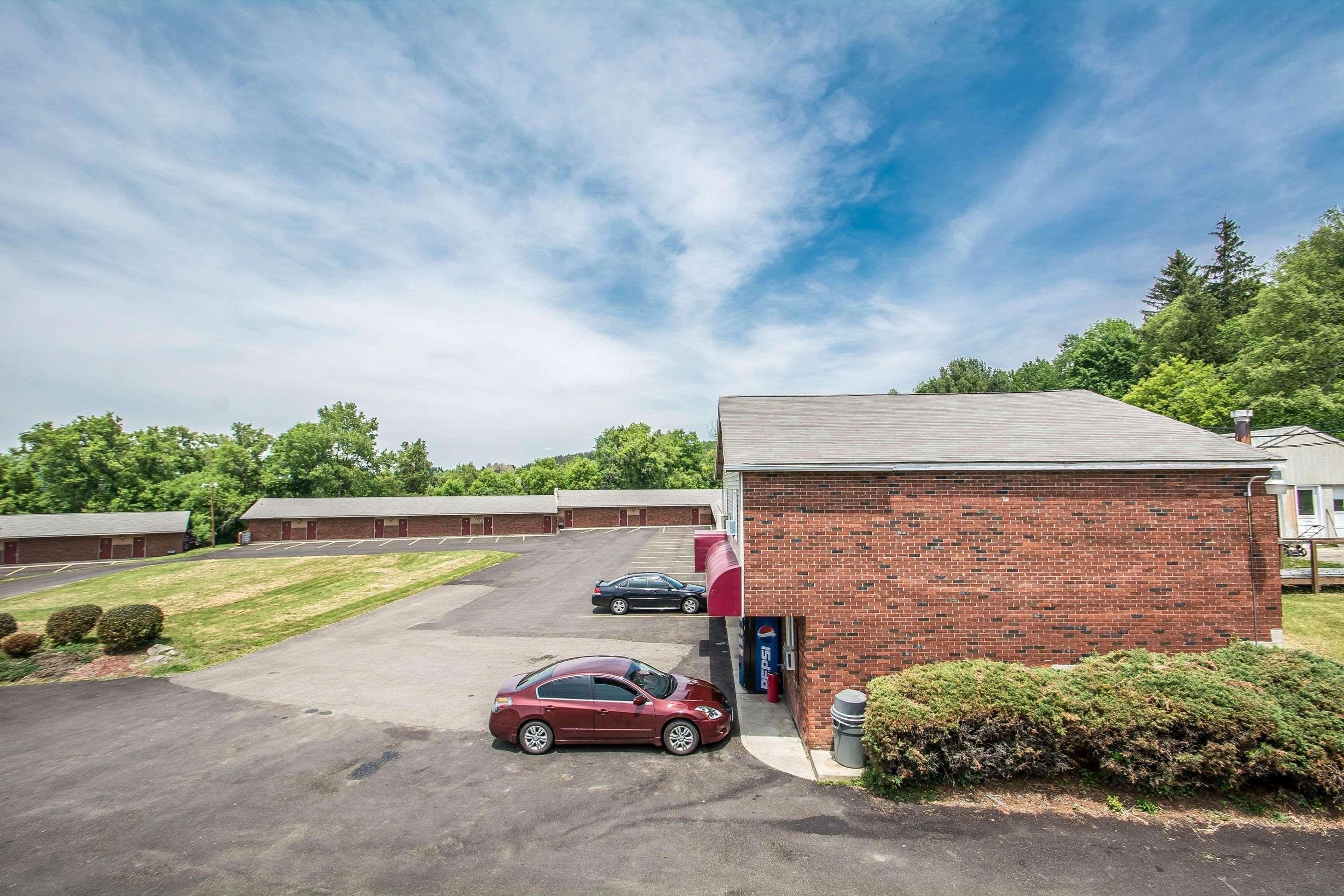 Econo Lodge Hornell Εξωτερικό φωτογραφία