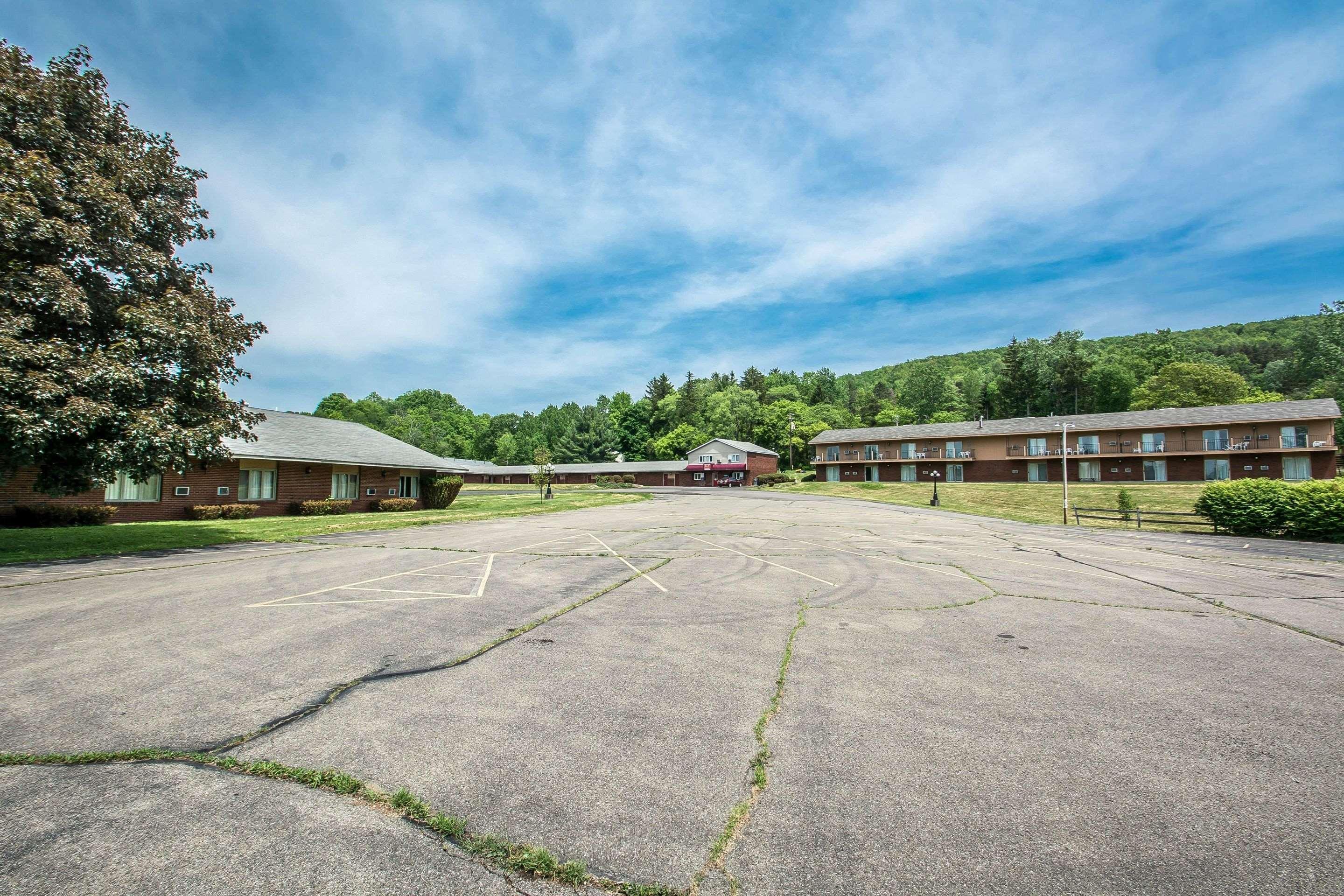 Econo Lodge Hornell Εξωτερικό φωτογραφία
